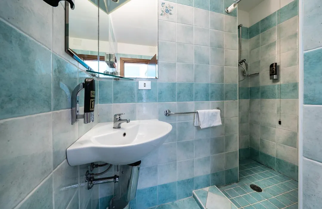 Hotel Silvana Garni-1